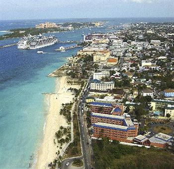 Express & 3* Nassau